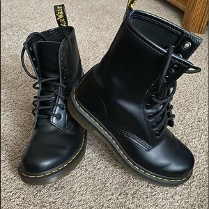 COPY - Dr. Martens Original womans 7